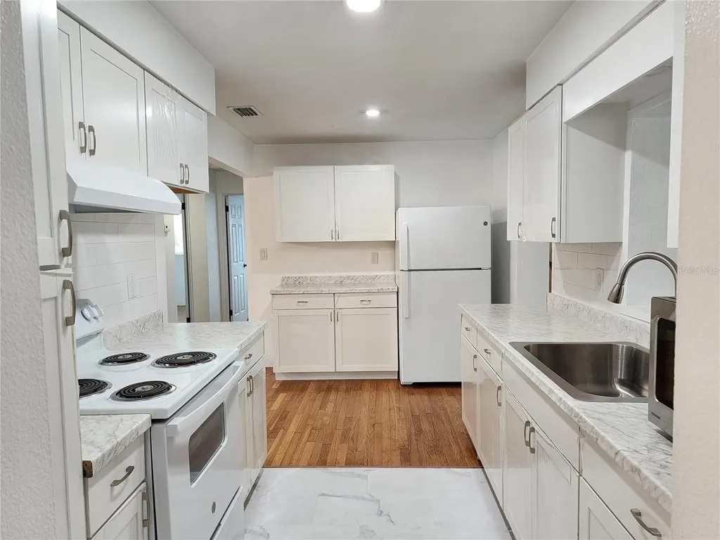 8 Poinsettia Drive Debary FL 32713