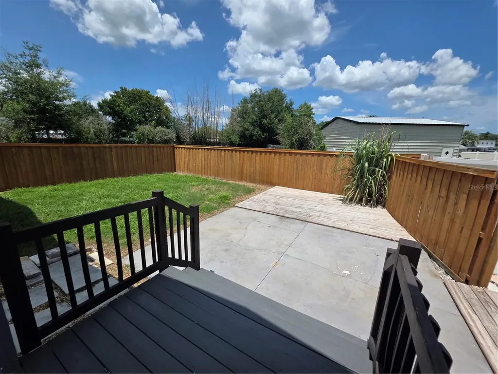 8 Poinsettia Drive Debary FL 32713