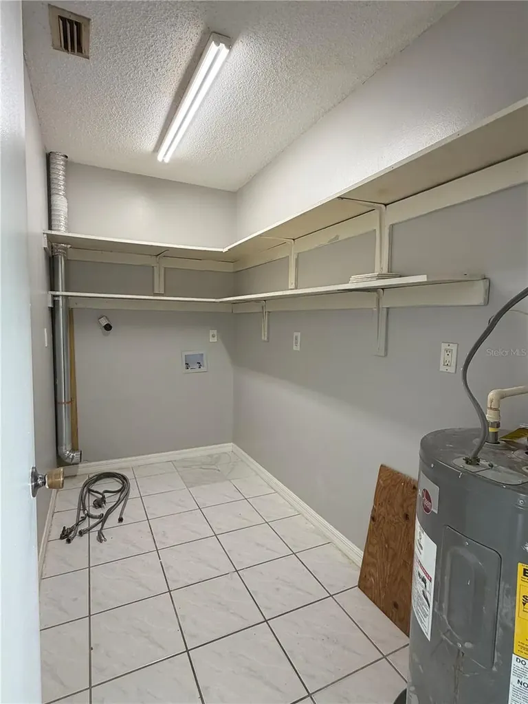 5219 31st Street Court E Bradenton FL 34203