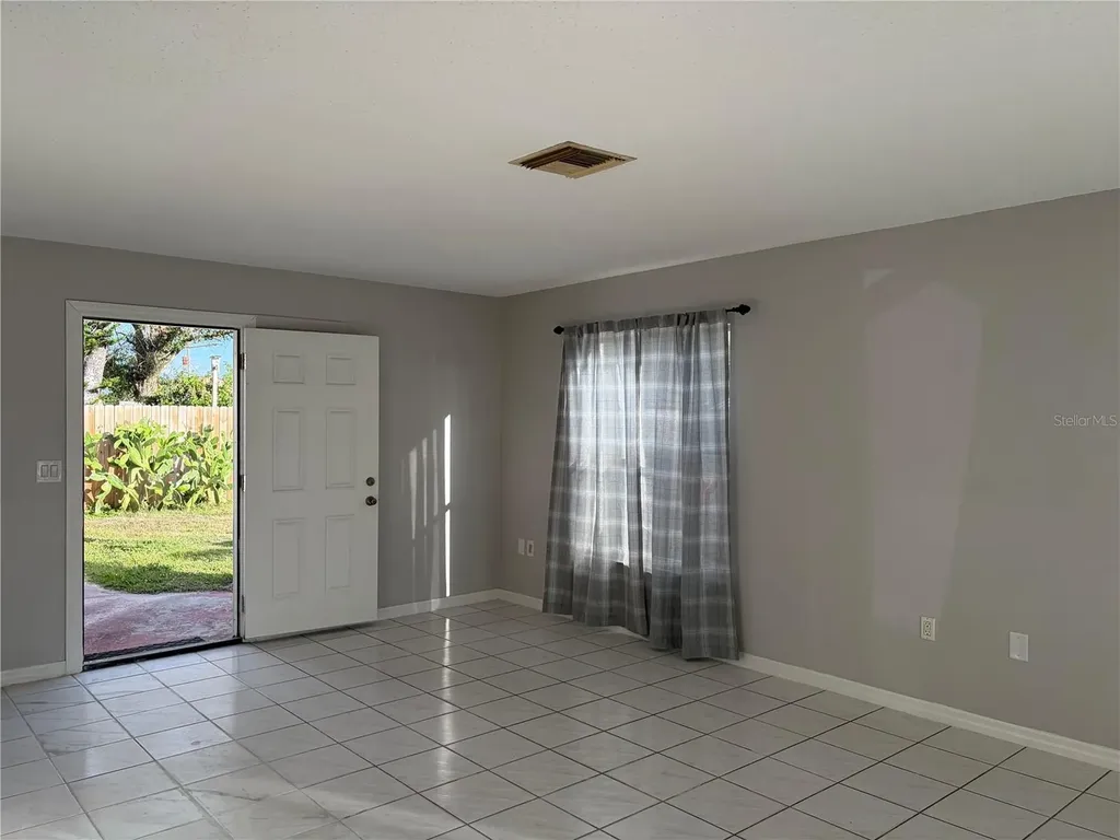 5219 31st Street Court E Bradenton FL 34203