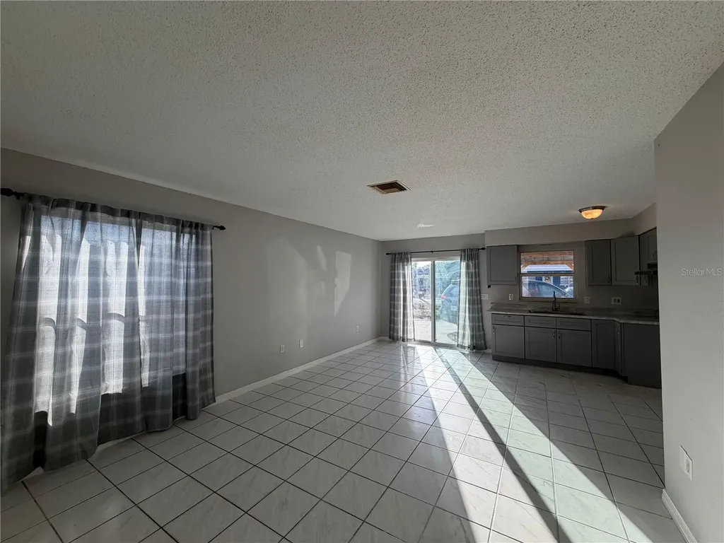 5219 31st Street Court E Bradenton FL 34203