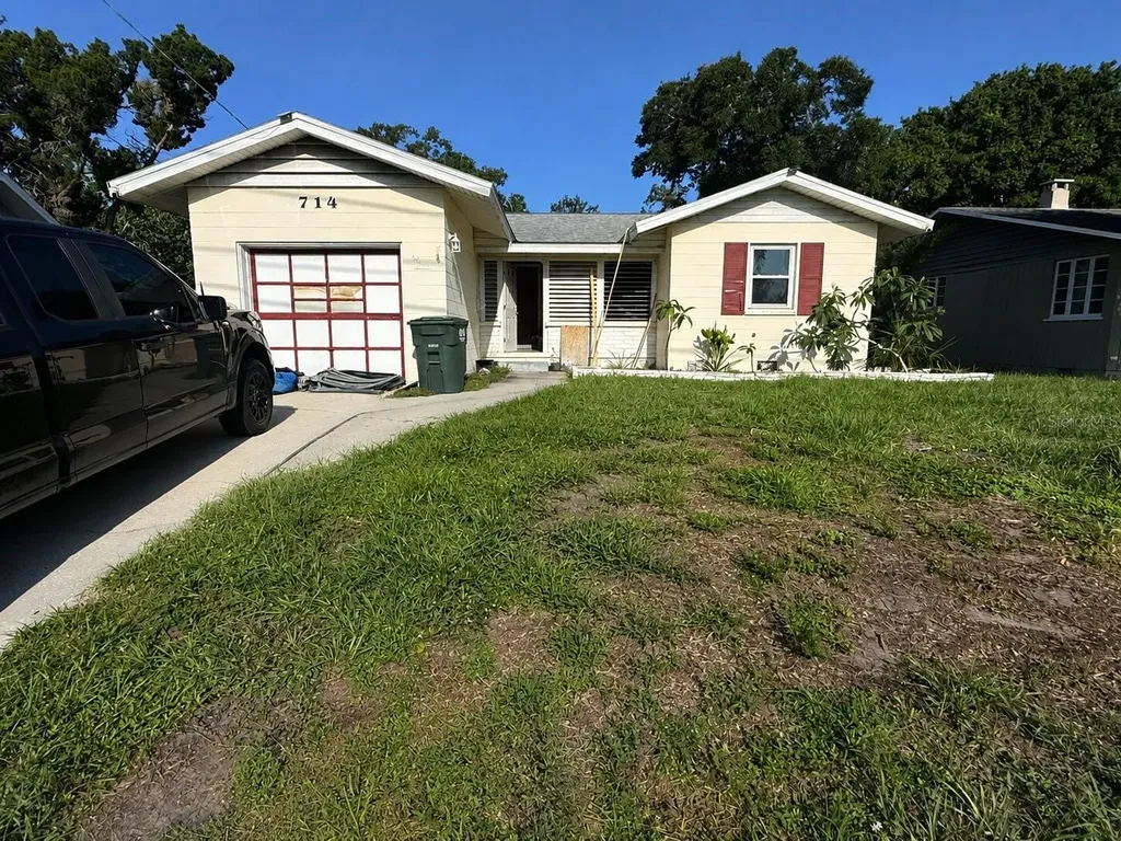 714 26th Street W Bradenton FL 34205