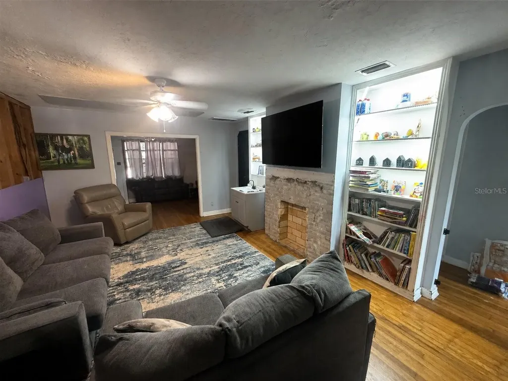 714 26th Street W Bradenton FL 34205