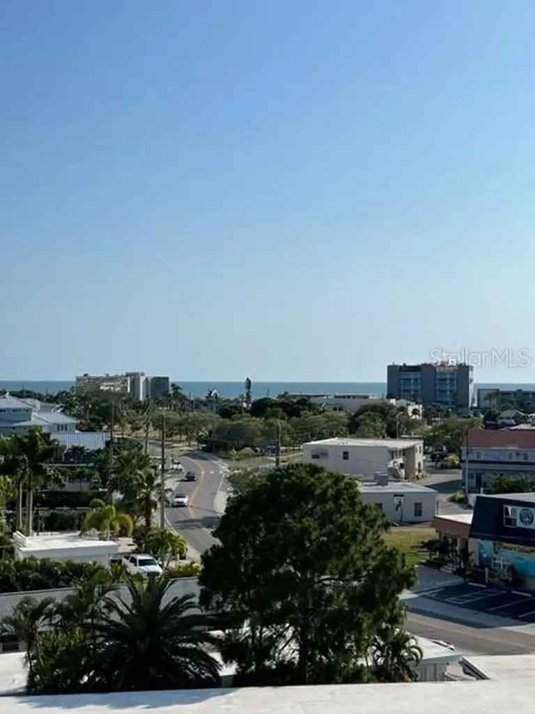 285 107th Avenue Treasure Island FL 33706