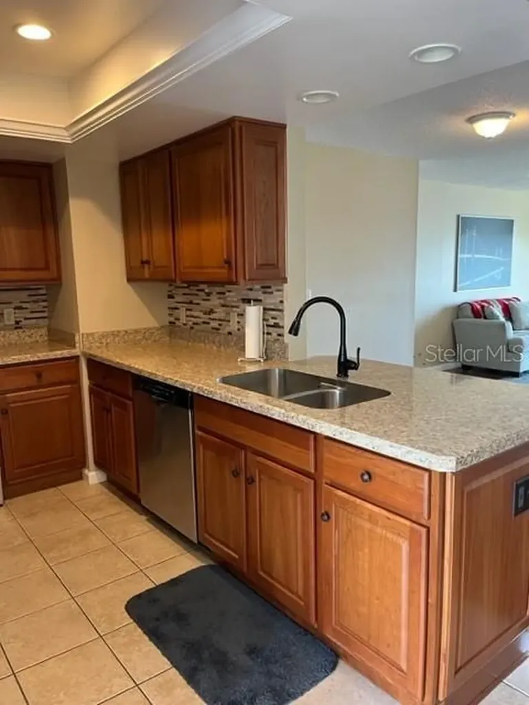 285 107th Avenue Treasure Island FL 33706