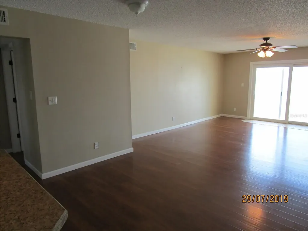 285 107th Avenue Treasure Island FL 33706
