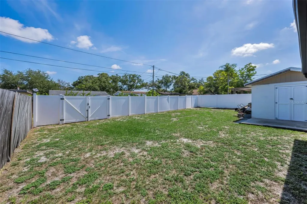 4829 30th Avenue N St Petersburg FL 33713