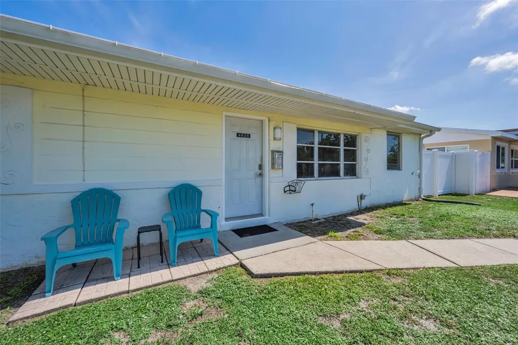 4829 30th Avenue N St Petersburg FL 33713