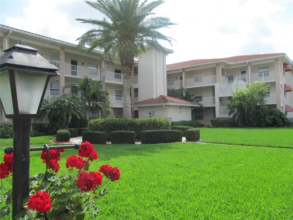 6507 Stone River Road Bradenton FL 34203