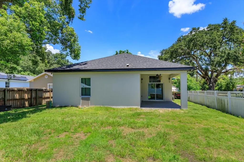 1022 36th Orlando FL 32805