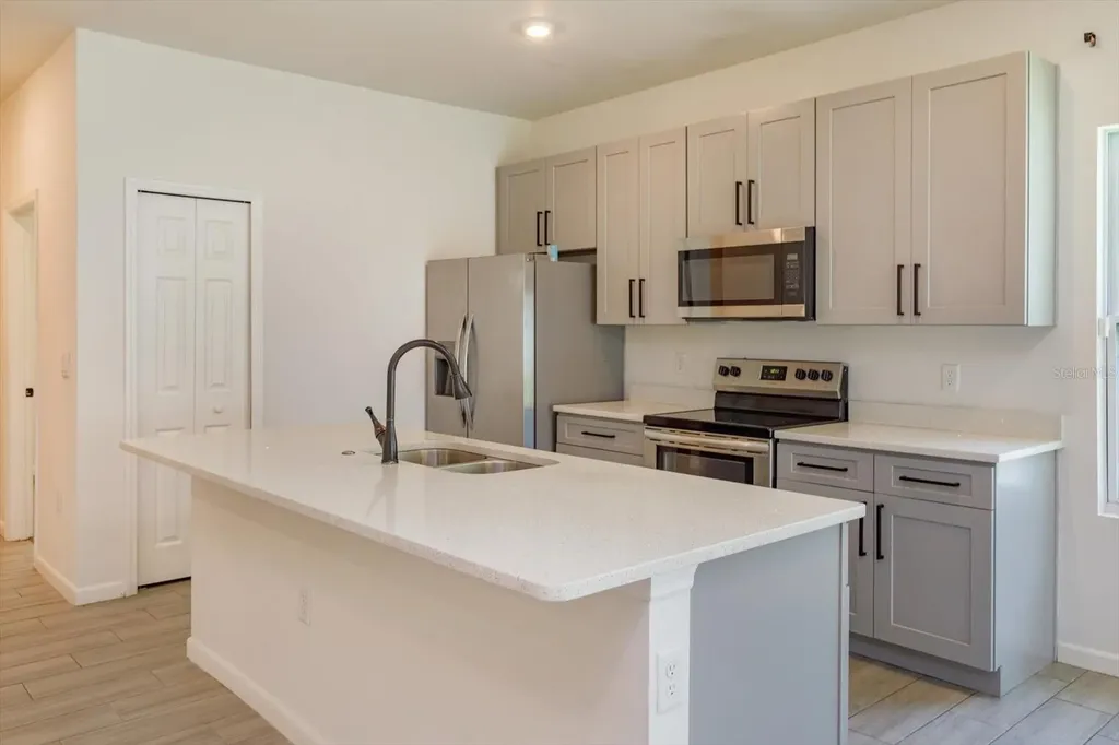 1022 36th Orlando FL 32805