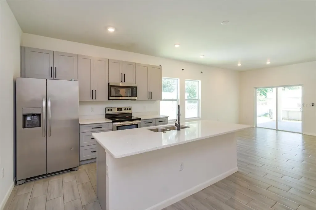 1022 36th Orlando FL 32805