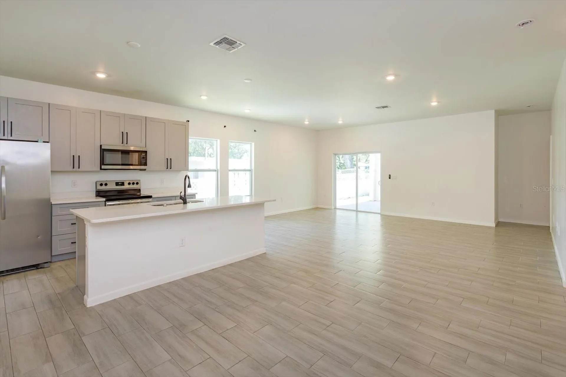 1022 36th Orlando FL 32805