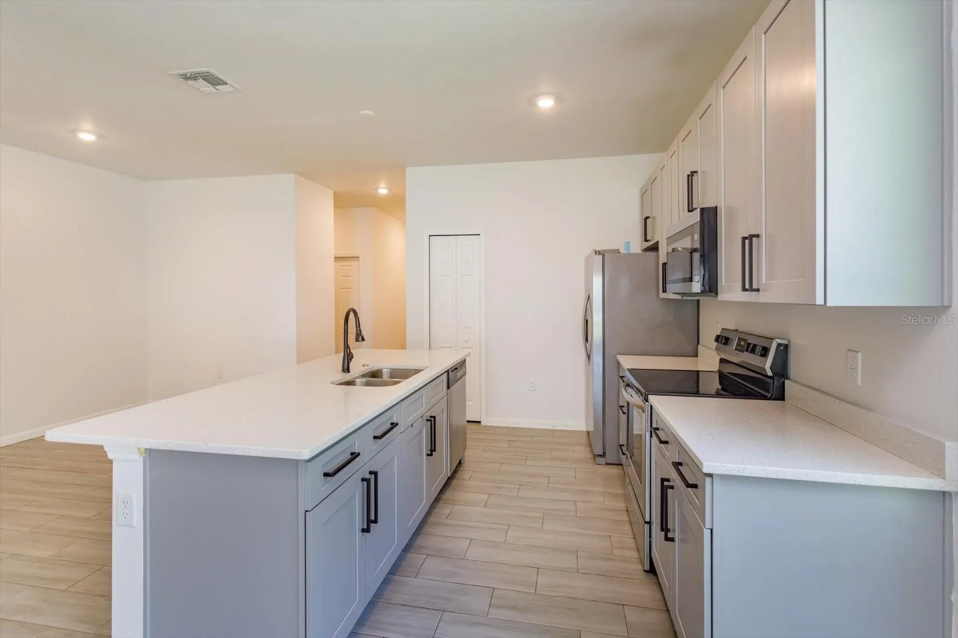 1022 36th Orlando FL 32805
