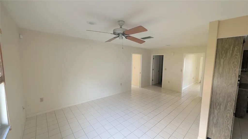 3720 Pin Oaks Street Sarasota FL 34232
