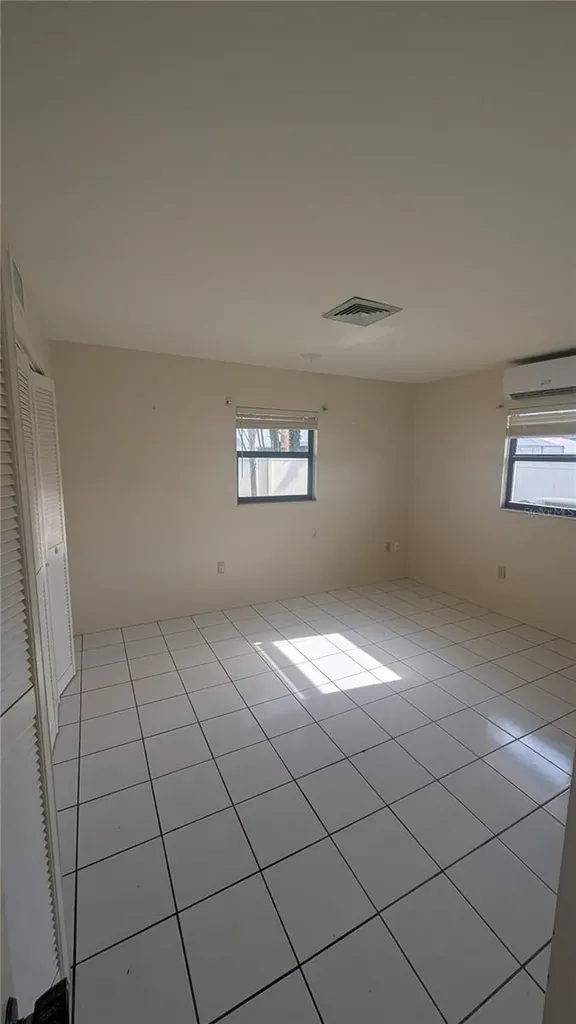 3720 Pin Oaks Street Sarasota FL 34232