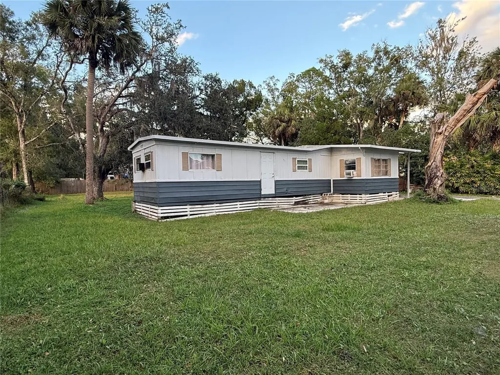 25309 Bartholomew Street Christmas FL 32709