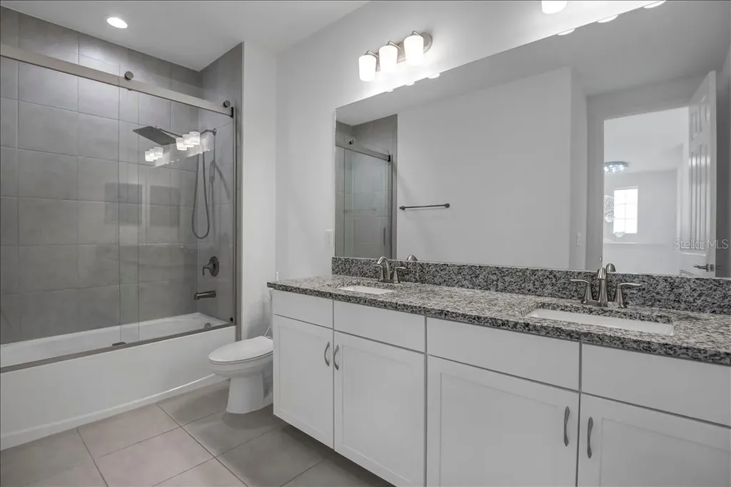 17703 Savory Mist Circle Lakewood Ranch FL 34211