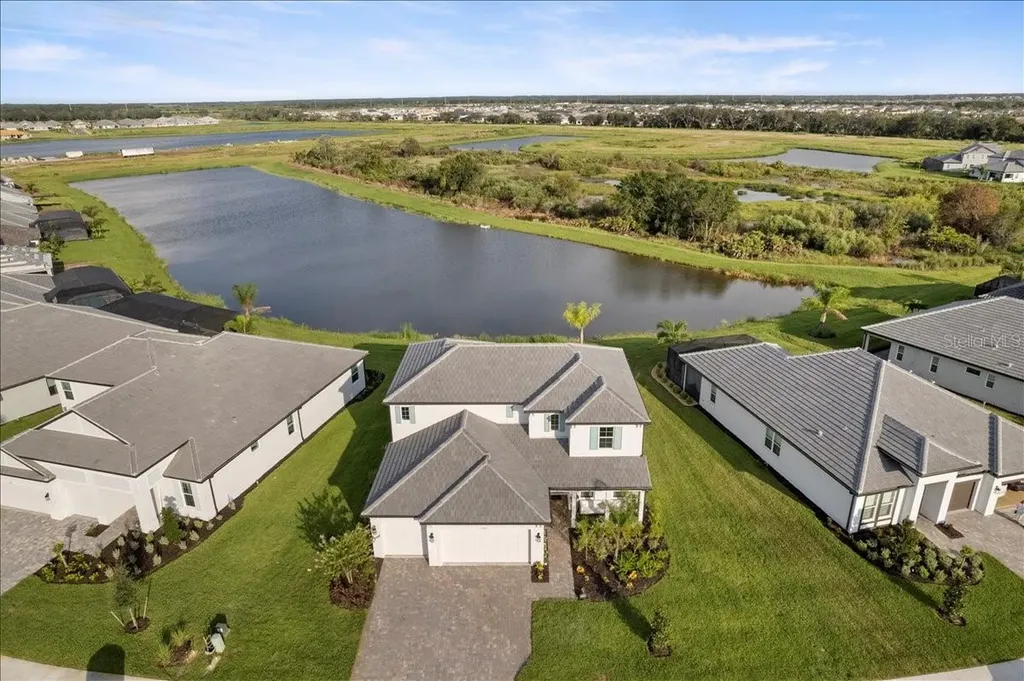 17703 Savory Mist Circle Lakewood Ranch FL 34211