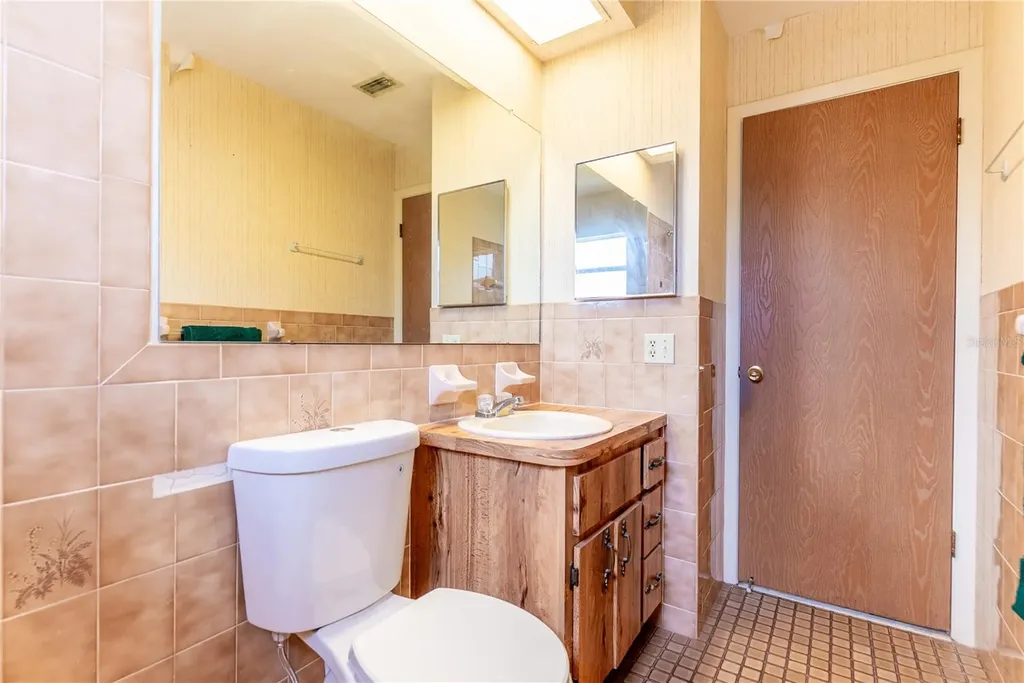 8234 Winthrop Drive Port Richey FL 34668
