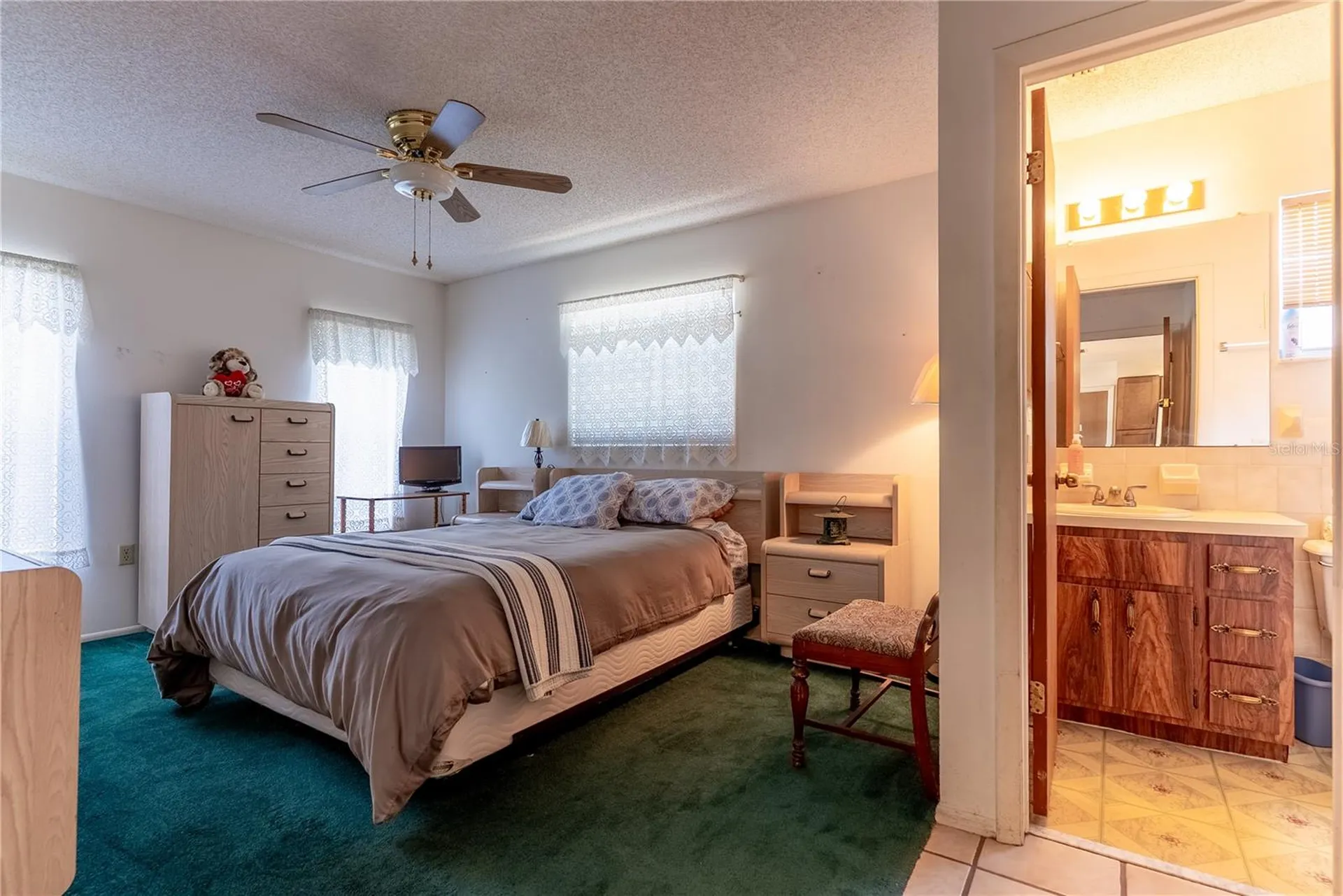 8234 Winthrop Drive Port Richey FL 34668