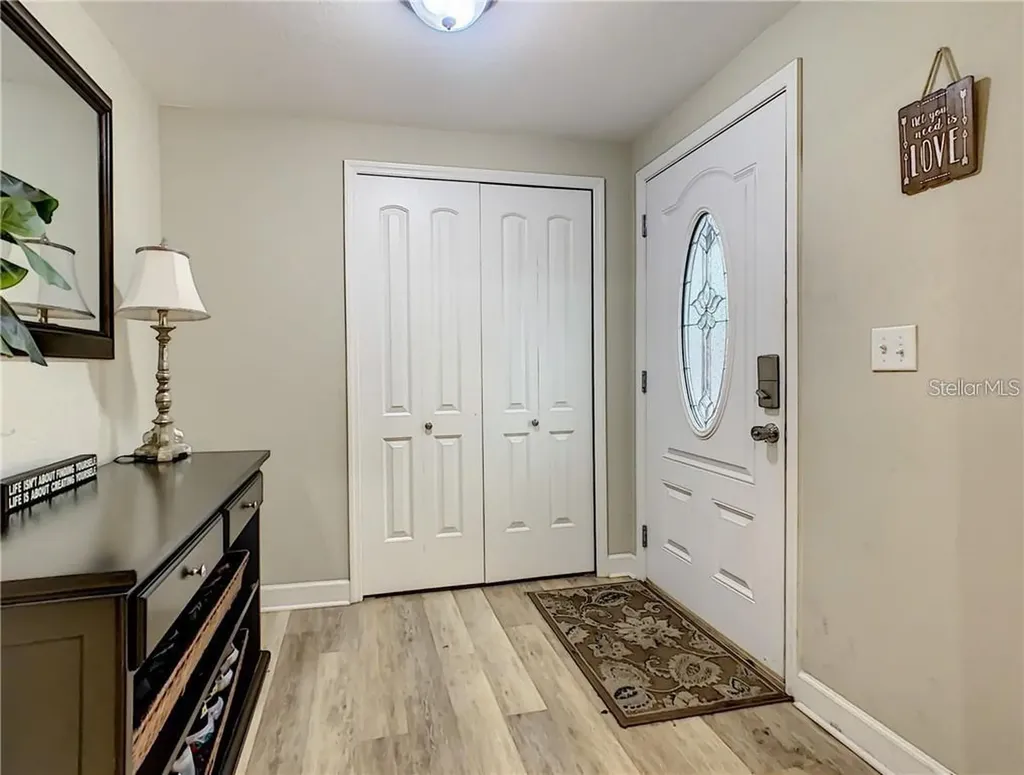 10222 66th Avenue Seminole FL 33772