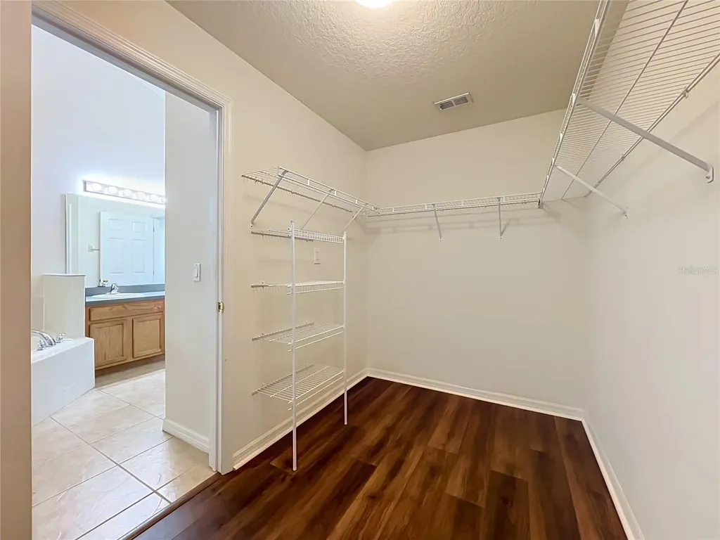 1045 Willow Branch Drive Orlando FL 32828
