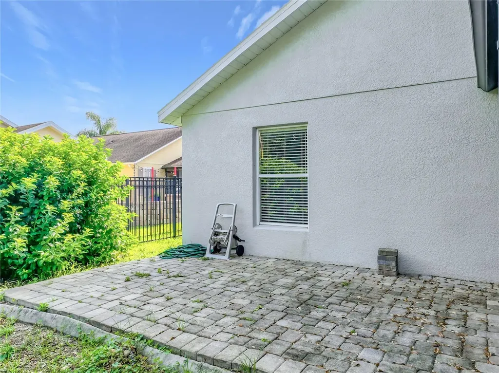 1045 Willow Branch Drive Orlando FL 32828