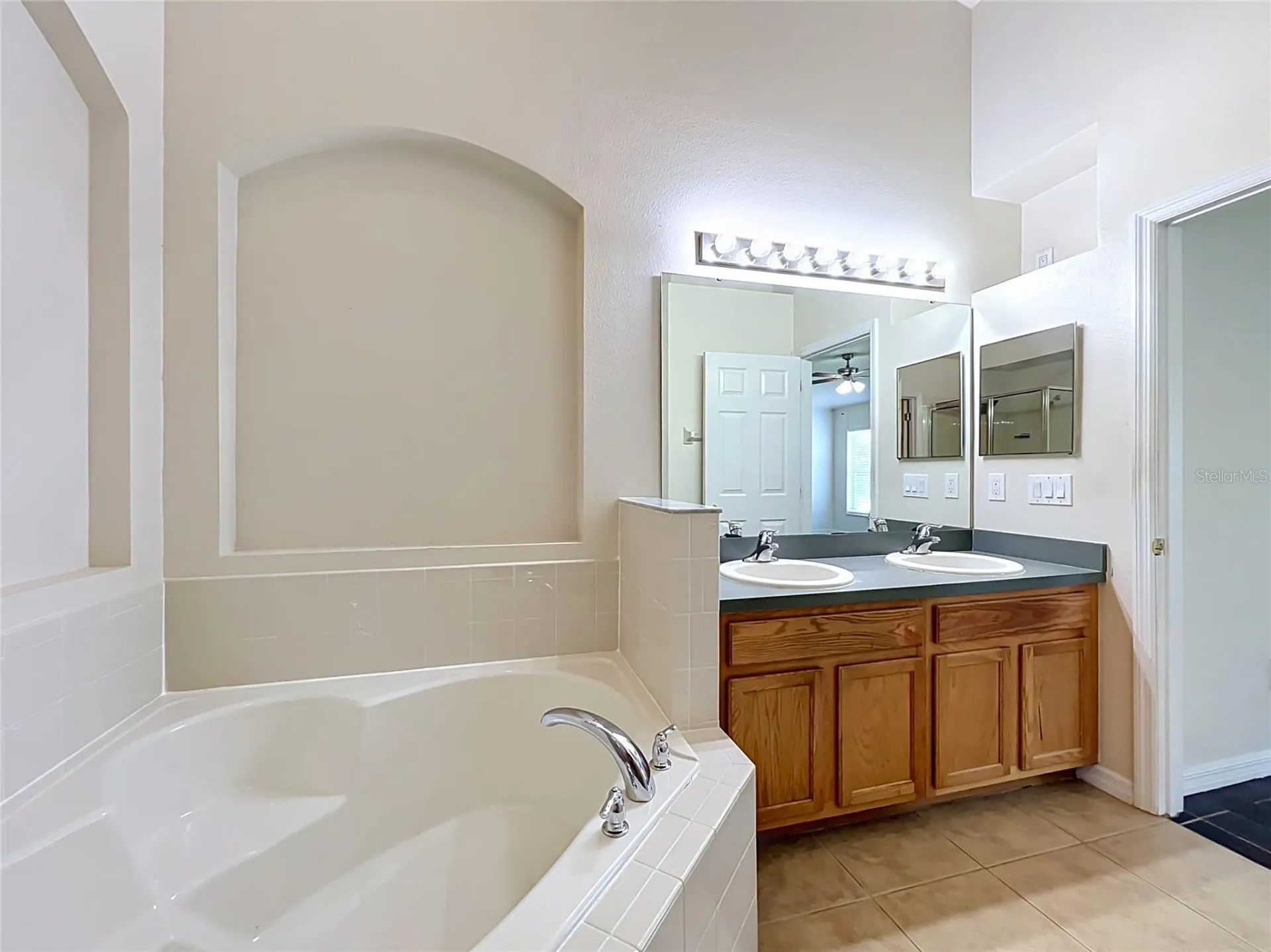 1045 Willow Branch Drive Orlando FL 32828