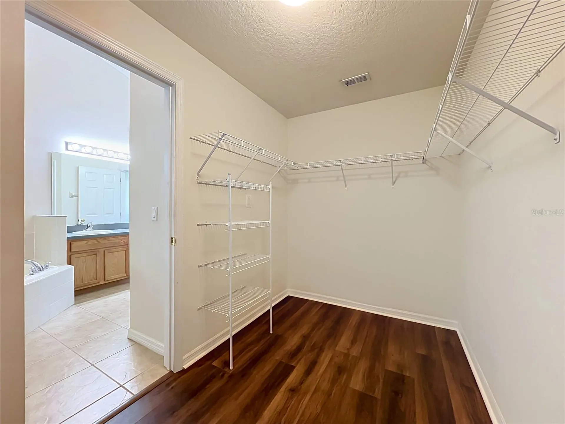 1045 Willow Branch Drive Orlando FL 32828