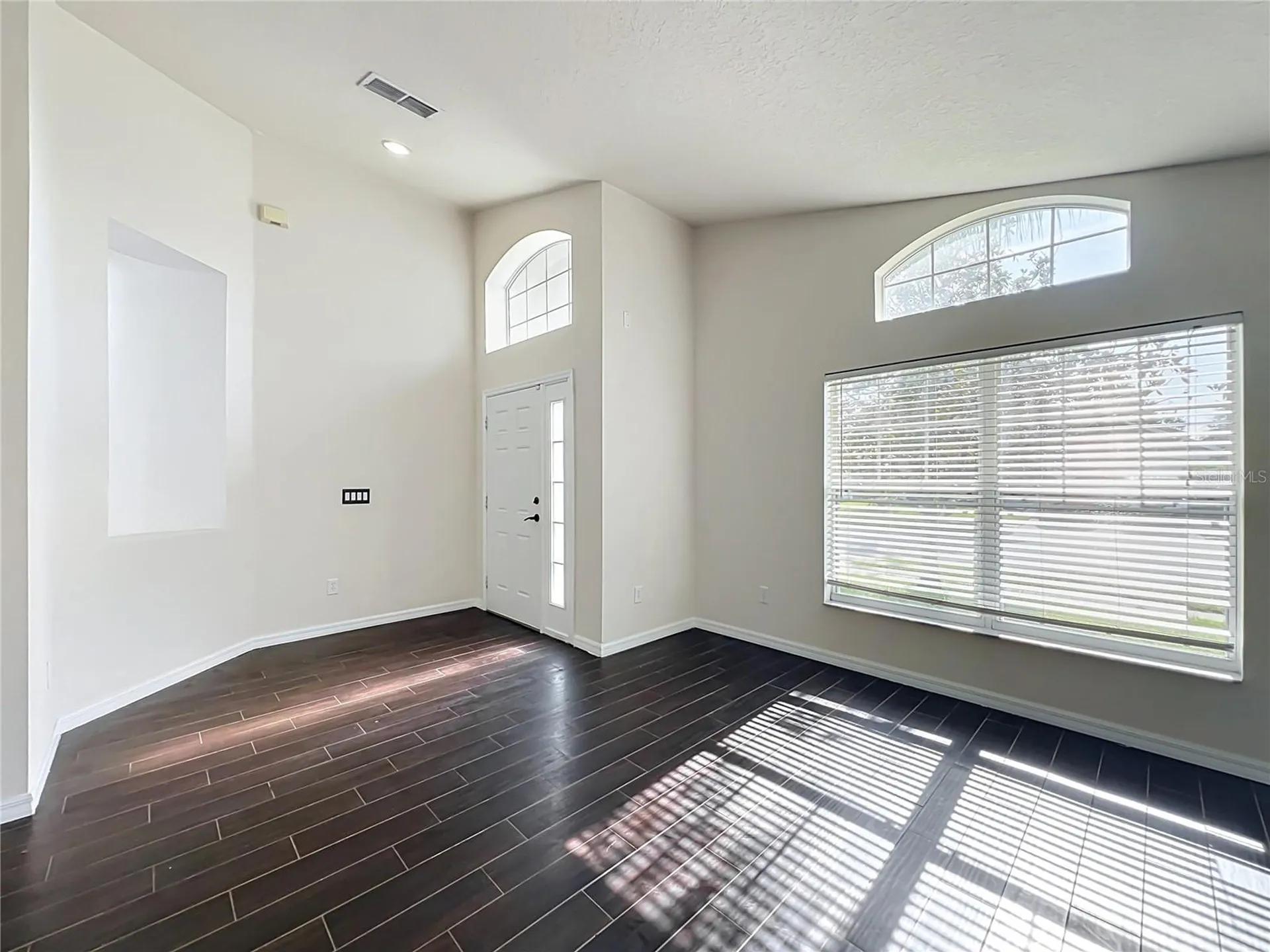 1045 Willow Branch Drive Orlando FL 32828