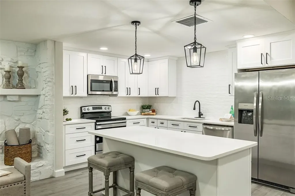 11145 Bella Loma Drive Largo FL 33774