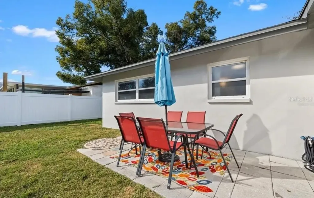 11145 Bella Loma Drive Largo FL 33774