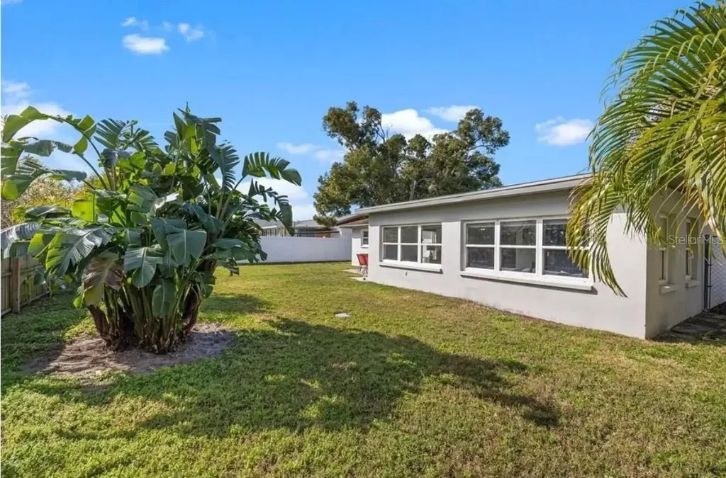 11145 Bella Loma Drive Largo FL 33774