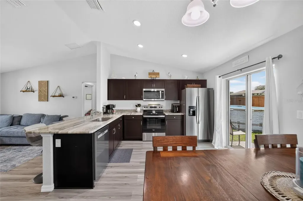 114 Locust Loop Ocala FL 34472