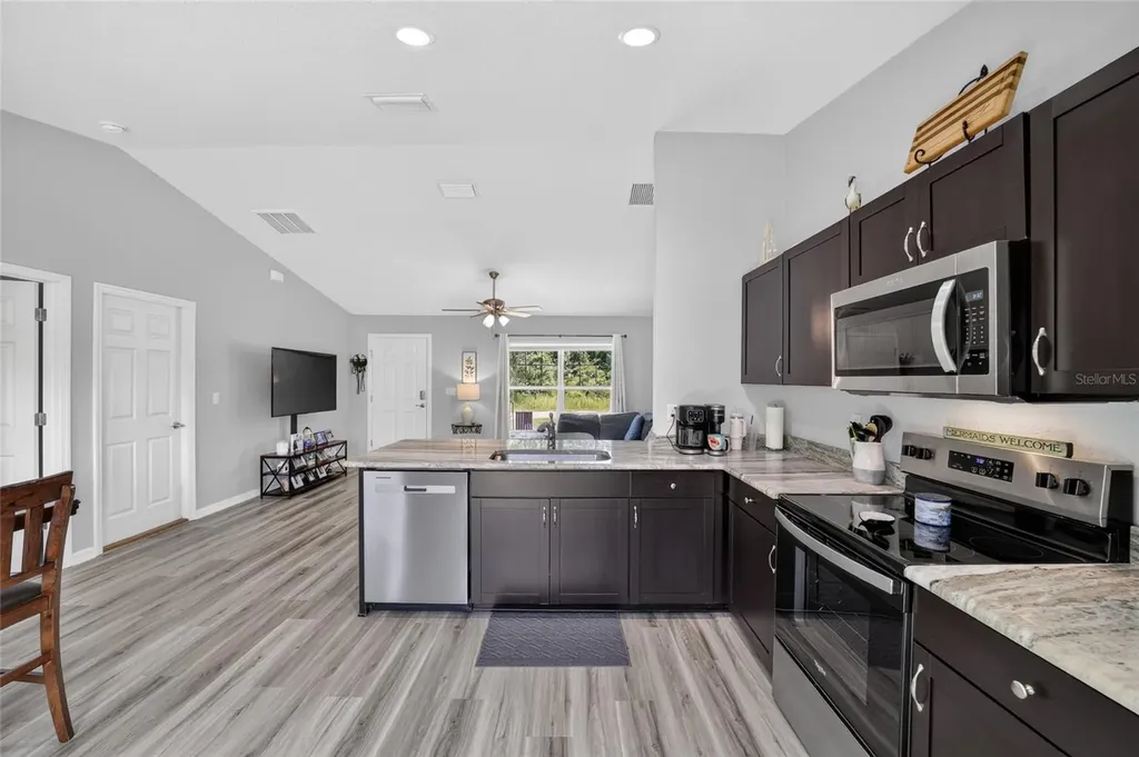 114 Locust Loop Ocala FL 34472