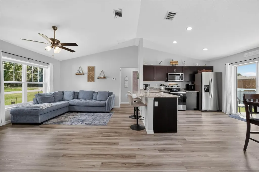 114 Locust Loop Ocala FL 34472