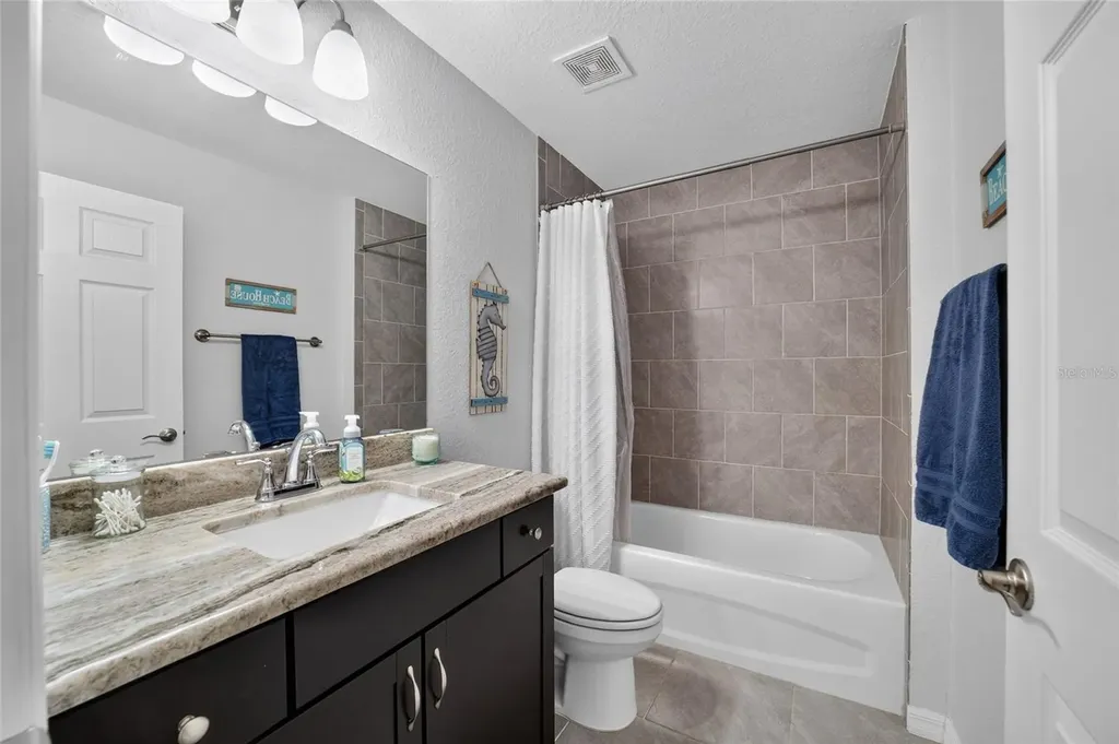 114 Locust Loop Ocala FL 34472
