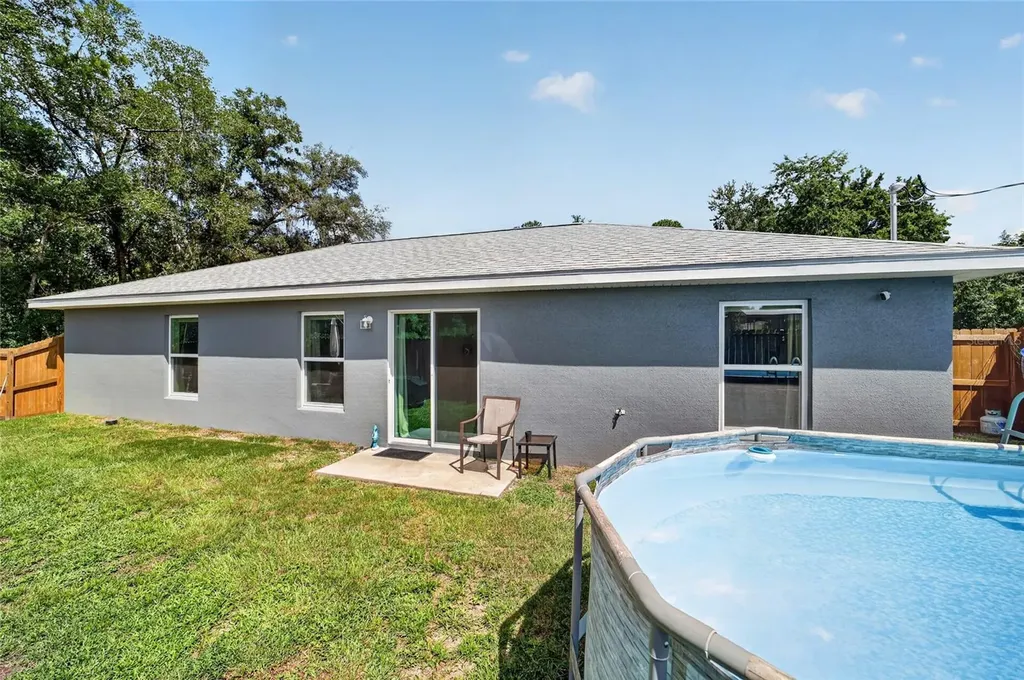 114 Locust Loop Ocala FL 34472