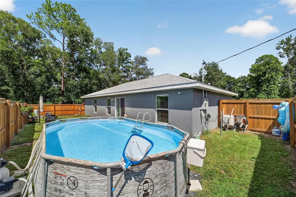 114 Locust Loop Ocala FL 34472