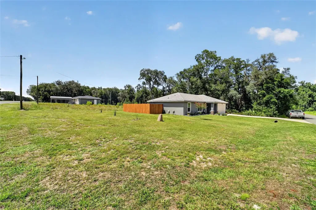 114 Locust Loop Ocala FL 34472