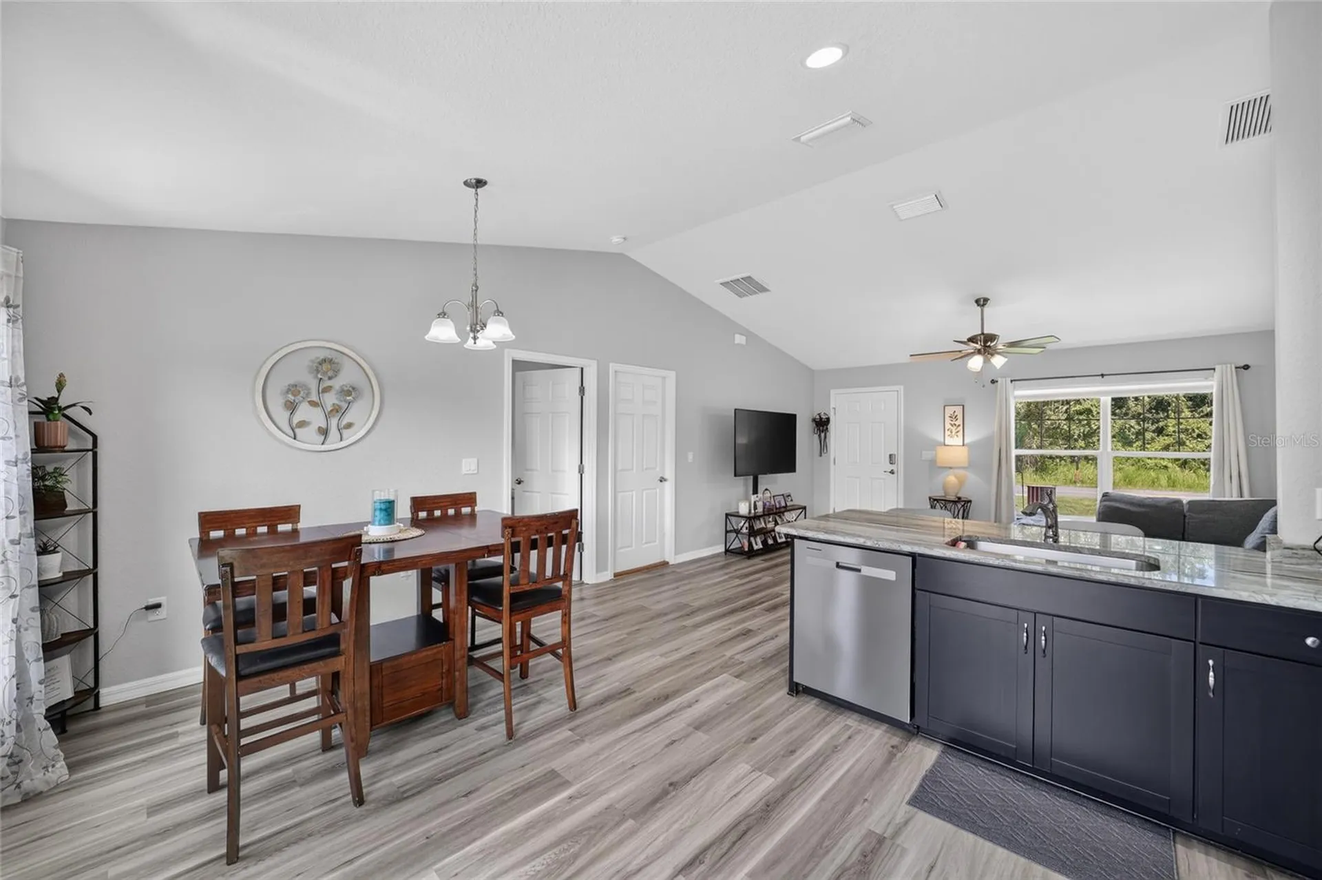 114 Locust Loop Ocala FL 34472
