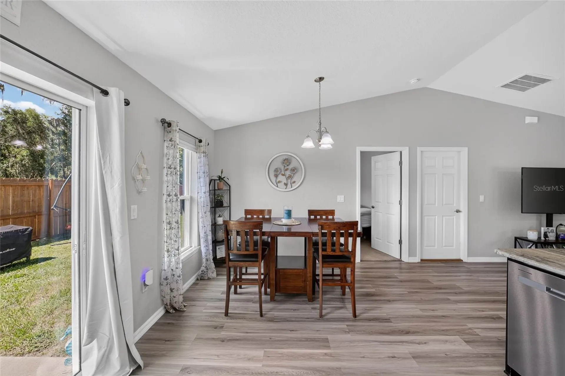 114 Locust Loop Ocala FL 34472