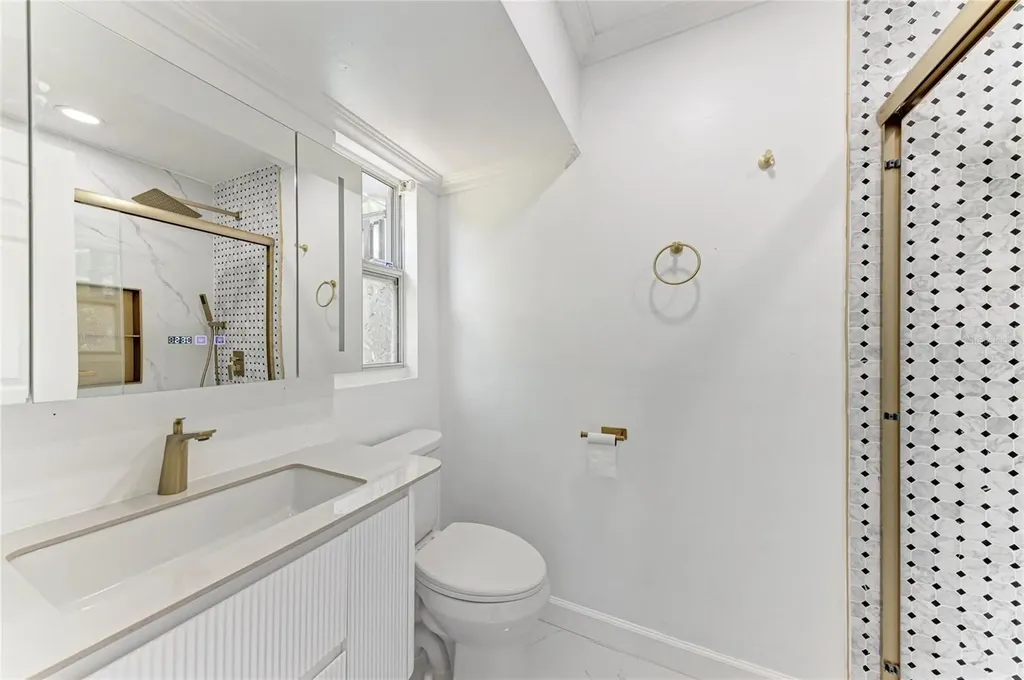 6540 Mauna Loa Boulevard Sarasota FL 34241
