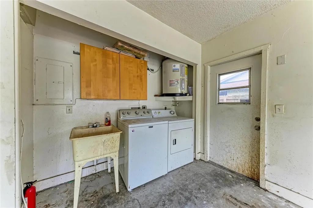6540 Mauna Loa Boulevard Sarasota FL 34241