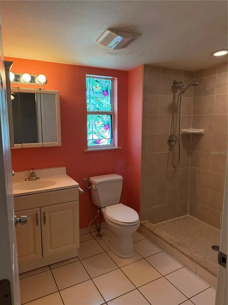 53 W Park Street Tarpon Springs FL 34689