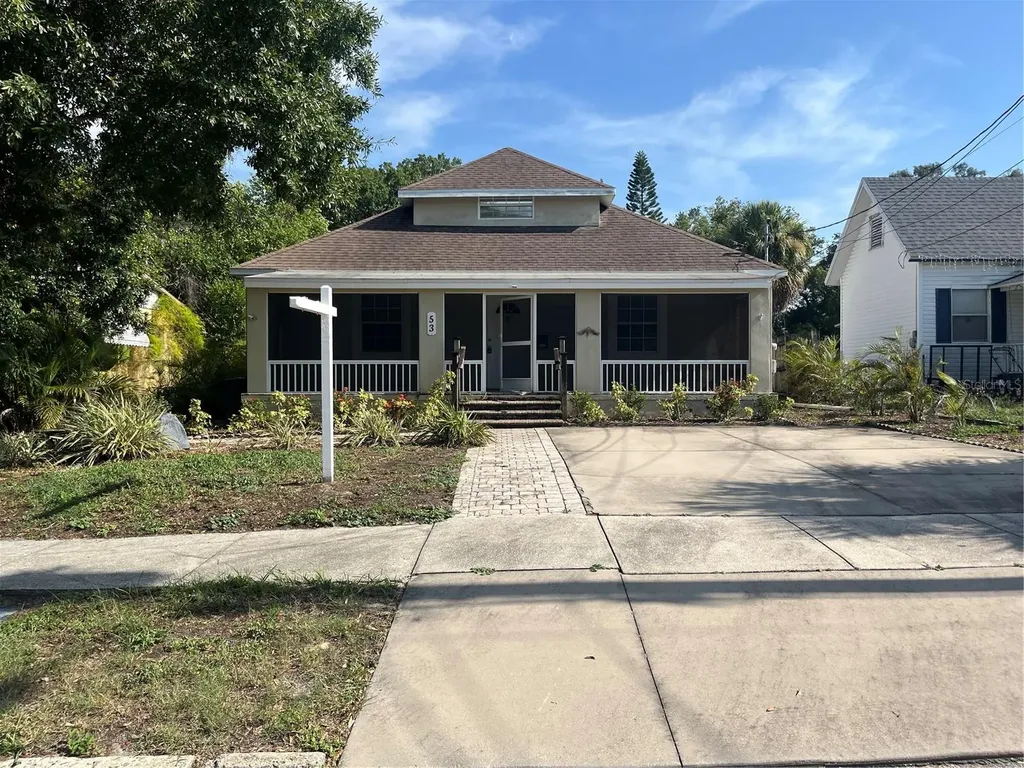 53 W Park Street Tarpon Springs FL 34689