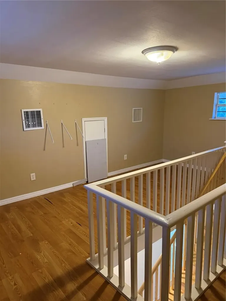 53 W Park Street Tarpon Springs FL 34689