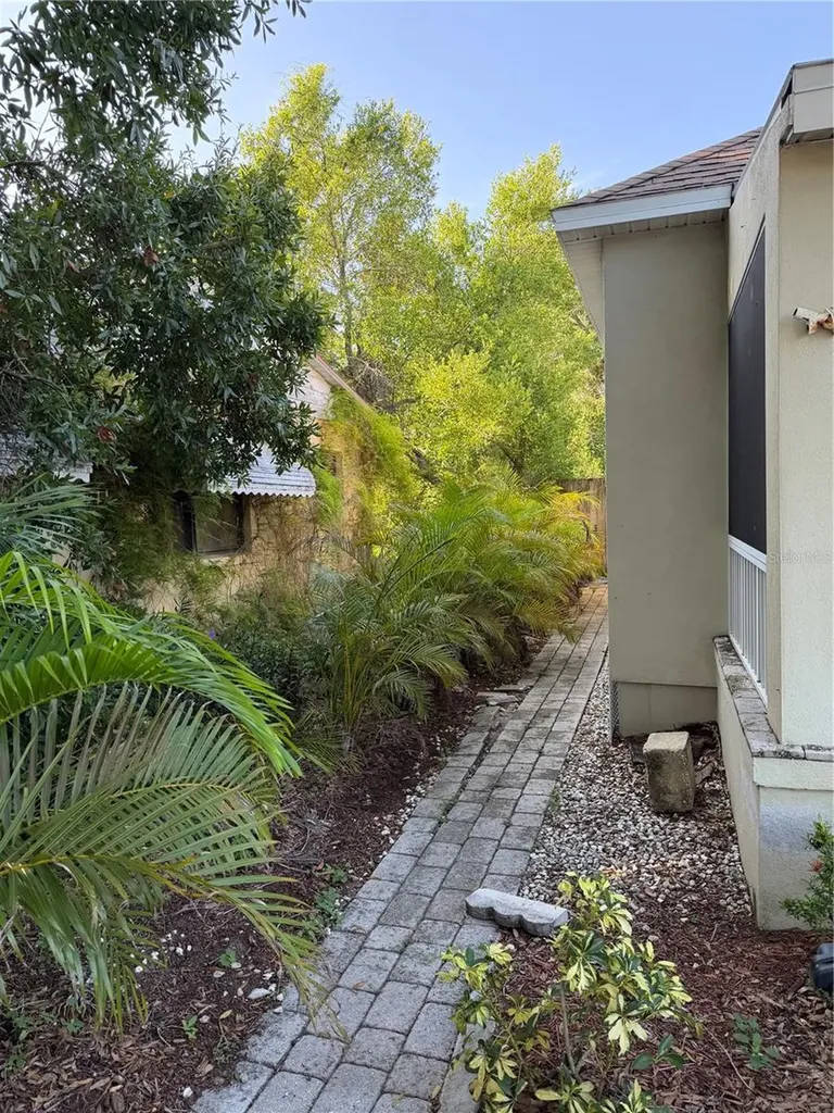 53 W Park Street Tarpon Springs FL 34689