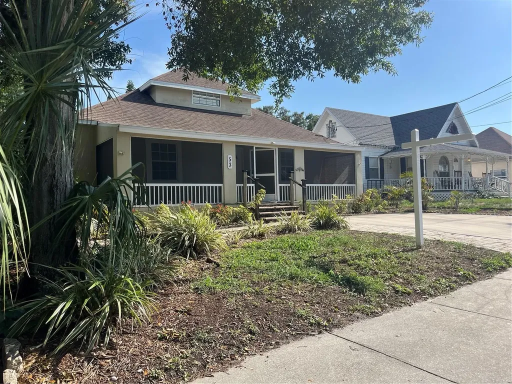 53 W Park Street Tarpon Springs FL 34689